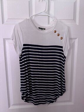 Nice Shirt in Medium Size